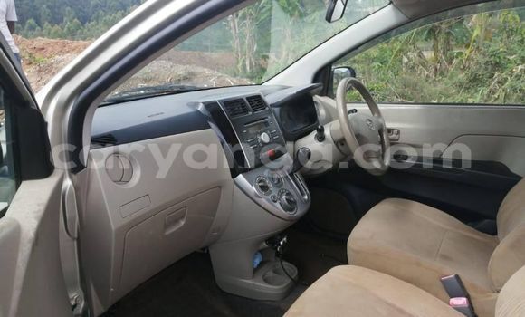 Acheter Occasion Voiture Daihatsu Mira Beige à Blantyre, Malawi Acheter Occasion Voiture Daihatsu Mira Beige à Blantyre, Malawi