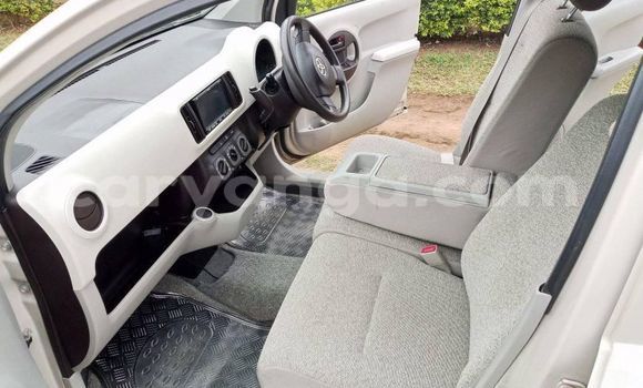 Acheter Occasion Voiture Toyota Passo Blanc à Blantyre, Malawi Acheter Occasion Voiture Toyota Passo Blanc à Blantyre, Malawi