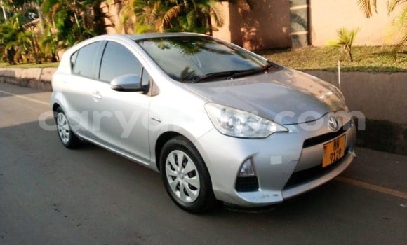 Buy Used Toyota Aqua Silver Car in Blantyre in Malawi