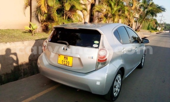 Acheter Occasion Voiture Toyota Aqua Gris à Blantyre, Malawi Acheter Occasion Voiture Toyota Aqua Gris à Blantyre, Malawi