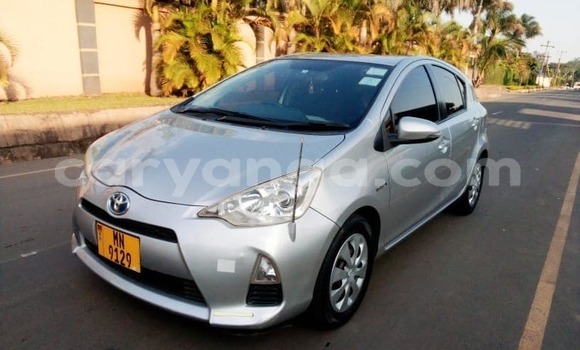 Acheter Occasion Voiture Toyota Aqua Gris à Blantyre, Malawi Acheter Occasion Voiture Toyota Aqua Gris à Blantyre, Malawi