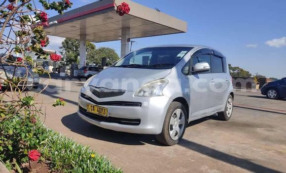 Acheter Occasion Voiture Toyota Ractis Gris à Blantyre, Malawi Acheter Occasion Voiture Toyota Ractis Gris à Blantyre, Malawi