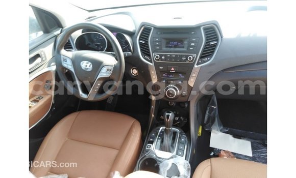 Nunua Imported Hyundai Santa Fe White Gari ndani ya Import - Dubai nchini Malawi Nunua Imported Hyundai Santa Fe White Gari ndani ya Import - Dubai nchini Malawi