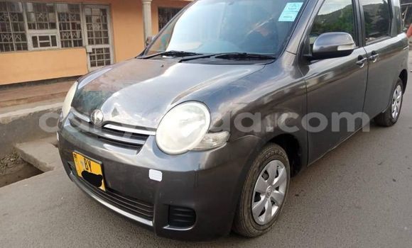 Buy Used Toyota Sienta Black Car in Blantyre in Malawi Buy Used Toyota Sienta Black Car in Blantyre in Malawi