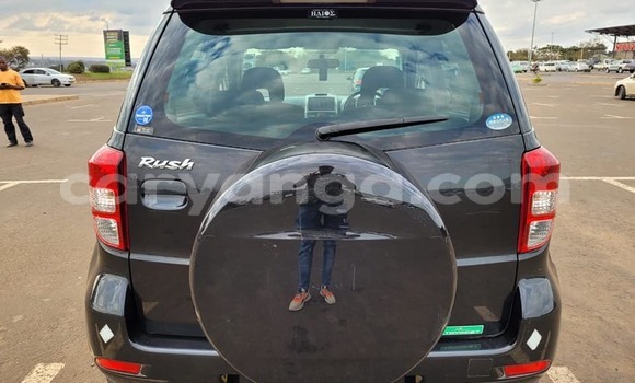 Acheter Occasion Voiture Toyota Rush Noir à Lilongwe, Malawi Acheter Occasion Voiture Toyota Rush Noir à Lilongwe, Malawi