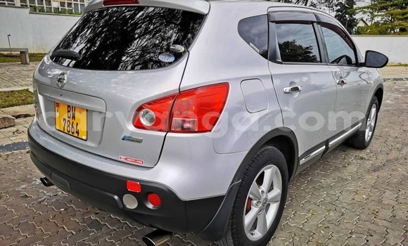 Buy Used Nissan Dualis Silver Car in Lilongwe in Malawi Buy Used Nissan Dualis Silver Car in Lilongwe in Malawi