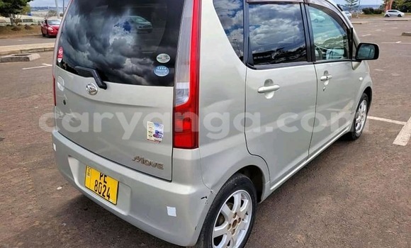 Buy Used Daihatsu Move Silver Car in Lilongwe in Malawi Buy Used Daihatsu Move Silver Car in Lilongwe in Malawi