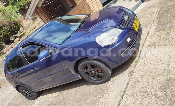 Acheter Occasion Voiture Volkswagen Polo Bleu à Lilongwe, Malawi Acheter Occasion Voiture Volkswagen Polo Bleu à Lilongwe, Malawi