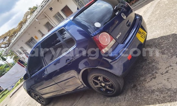 Acheter Occasion Voiture Volkswagen Polo Bleu à Lilongwe, Malawi Acheter Occasion Voiture Volkswagen Polo Bleu à Lilongwe, Malawi