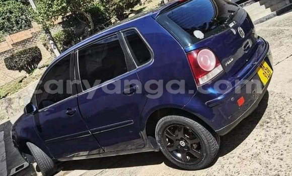 Acheter Occasion Voiture Volkswagen Polo Bleu à Lilongwe, Malawi Acheter Occasion Voiture Volkswagen Polo Bleu à Lilongwe, Malawi