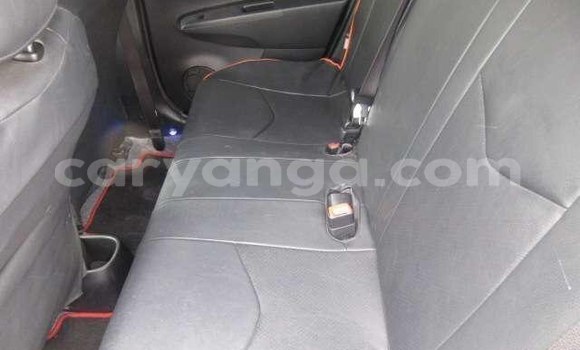 Buy Used Toyota Vitz White Car in Mwanza in Mwanza Buy Used Toyota Vitz White Car in Mwanza in Mwanza