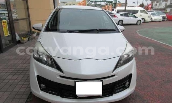 Buy Used Toyota Vitz White Car in Mwanza in Mwanza Buy Used Toyota Vitz White Car in Mwanza in Mwanza