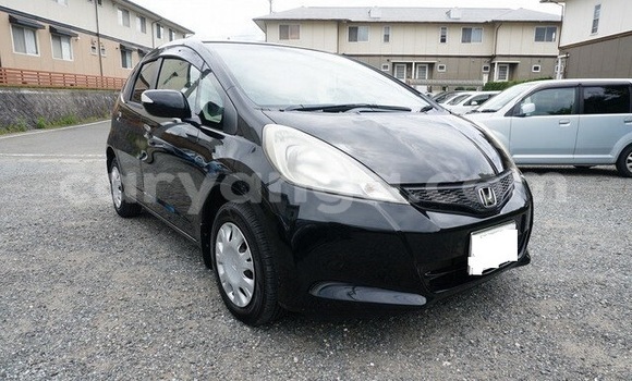 Buy Used Honda FIT Black Car in Phalombe in Phalombe Buy Used Honda FIT Black Car in Phalombe in Phalombe