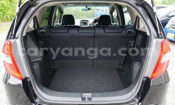 Buy Used Honda FIT Black Car in Phalombe in Phalombe Buy Used Honda FIT Black Car in Phalombe in Phalombe