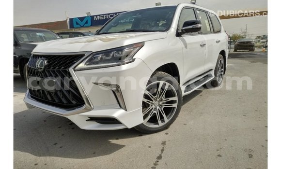 Acheter Import Voiture Lexus LX Blanc à Import - Dubai, Malawi Acheter Import Voiture Lexus LX Blanc à Import - Dubai, Malawi