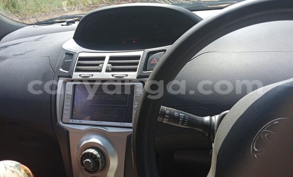 Nunua Ilio tumika Toyota Vitz Silver Gari ndani ya Blantyre nchini Malawi Nunua Ilio tumika Toyota Vitz Silver Gari ndani ya Blantyre nchini Malawi