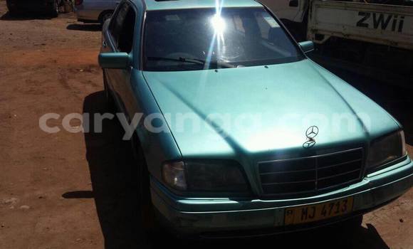 Buy Used Mercedes‒Benz 200 Black Car in Limbe in Malawi