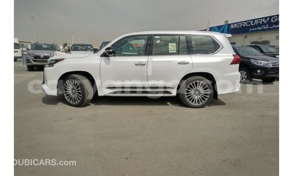 Acheter Import Voiture Lexus LX Blanc à Import - Dubai, Malawi Acheter Import Voiture Lexus LX Blanc à Import - Dubai, Malawi