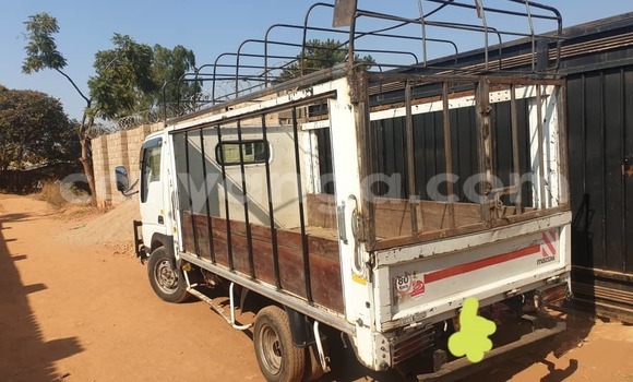 Acheter Occasion Utilitaire Mazda Deven T35 Blanc à Lilongwe, Malawi Acheter Occasion Utilitaire Mazda Deven T35 Blanc à Lilongwe, Malawi