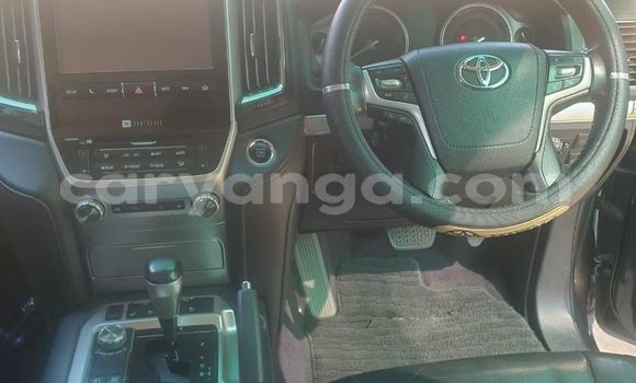 Nunua Ilio tumika Toyota Land Cruiser Black Gari ndani ya Blantyre nchini Malawi Nunua Ilio tumika Toyota Land Cruiser Black Gari ndani ya Blantyre nchini Malawi