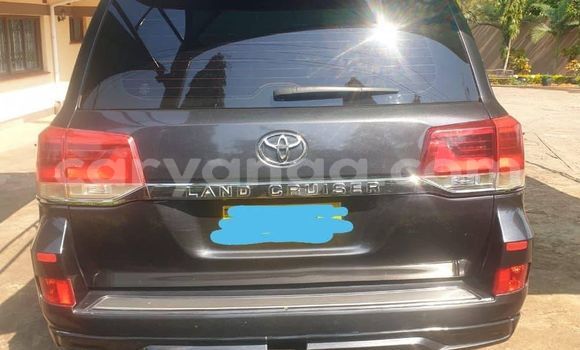 Nunua Ilio tumika Toyota Land Cruiser Black Gari ndani ya Blantyre nchini Malawi Nunua Ilio tumika Toyota Land Cruiser Black Gari ndani ya Blantyre nchini Malawi