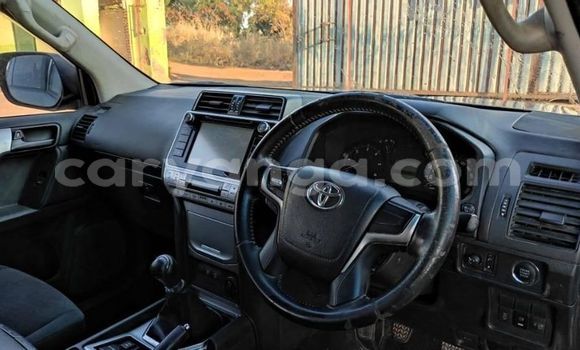Nunua Ilio tumika Toyota Land Cruiser Prado Black Gari ndani ya Blantyre nchini Malawi Nunua Ilio tumika Toyota Land Cruiser Prado Black Gari ndani ya Blantyre nchini Malawi