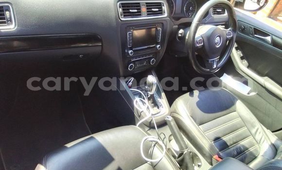 Nunua Ilio tumika Volkswagen Passat Silver Gari ndani ya Blantyre nchini Malawi Nunua Ilio tumika Volkswagen Passat Silver Gari ndani ya Blantyre nchini Malawi