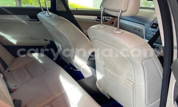 Nunua Ilio tumika Mercedes‒Benz C–Class Blue Gari ndani ya Blantyre nchini Malawi Nunua Ilio tumika Mercedes‒Benz C–Class Blue Gari ndani ya Blantyre nchini Malawi