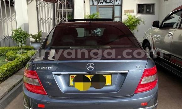 Nunua Ilio tumika Mercedes‒Benz C–Class Blue Gari ndani ya Blantyre nchini Malawi Nunua Ilio tumika Mercedes‒Benz C–Class Blue Gari ndani ya Blantyre nchini Malawi