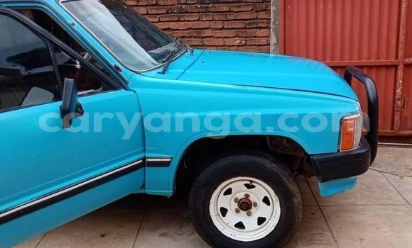 Nunua Ilio tumika Toyota Hilux Blue Gari ndani ya Blantyre nchini Malawi Nunua Ilio tumika Toyota Hilux Blue Gari ndani ya Blantyre nchini Malawi