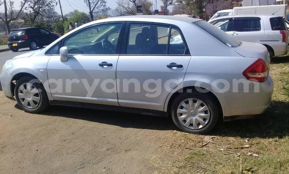 Nunua Ilio tumika Nissan Tiida Silver Gari ndani ya Blantyre nchini Malawi Nunua Ilio tumika Nissan Tiida Silver Gari ndani ya Blantyre nchini Malawi