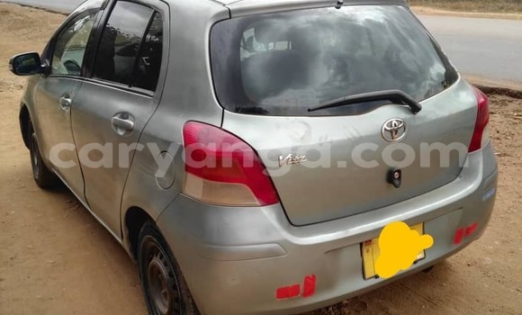 Acheter Occasion Voiture Toyota Vitz Gris à Lilongwe, Malawi Acheter Occasion Voiture Toyota Vitz Gris à Lilongwe, Malawi