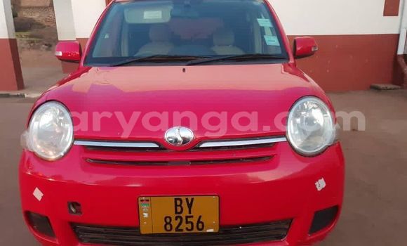Buy Used Toyota Sienta Red Car in Blantyre in Malawi Buy Used Toyota Sienta Red Car in Blantyre in Malawi