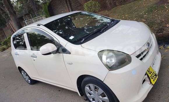Buy Used Daihatsu Mira White Car in Blantyre in Malawi Buy Used Daihatsu Mira White Car in Blantyre in Malawi