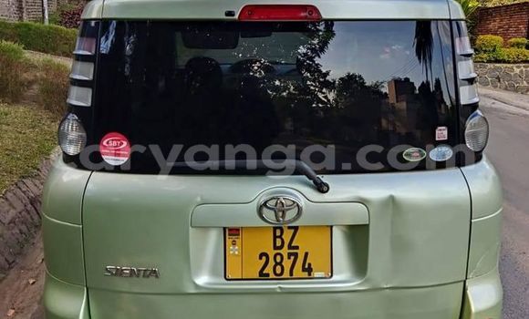 Buy Used Toyota Sienta Green Car in Blantyre in Malawi Buy Used Toyota Sienta Green Car in Blantyre in Malawi