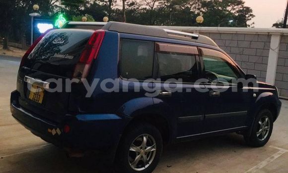 Nunua Ilio tumika Nissan X–Trail Blue Gari ndani ya Blantyre nchini Malawi Nunua Ilio tumika Nissan X–Trail Blue Gari ndani ya Blantyre nchini Malawi