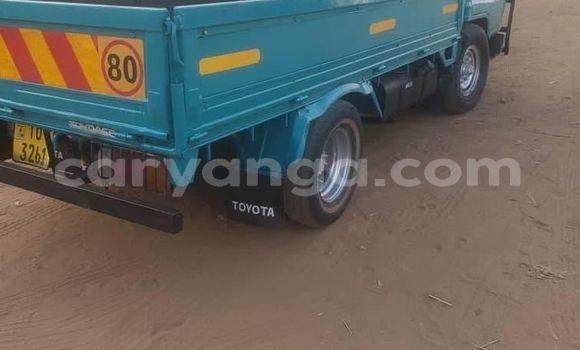 Buy Used Toyota Dyna Blue Car in Blantyre in Malawi Buy Used Toyota Dyna Blue Car in Blantyre in Malawi