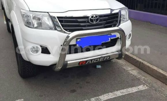 Buy Used Toyota Hilux White Car in Blantyre in Malawi Buy Used Toyota Hilux White Car in Blantyre in Malawi