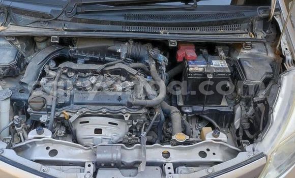 Buy Used Toyota Vitz Silver Car in Blantyre in Malawi Buy Used Toyota Vitz Silver Car in Blantyre in Malawi