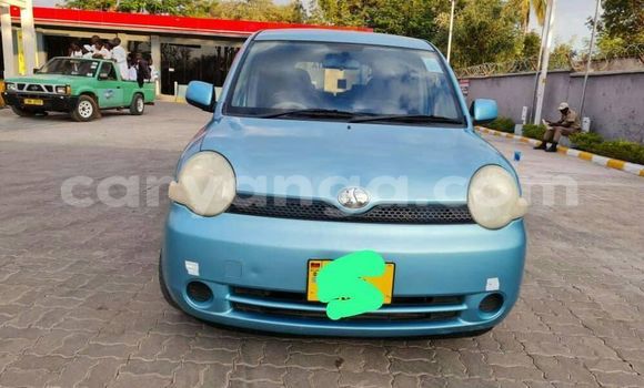 Buy Used Toyota Sienta Blue Car in Blantyre in Malawi Buy Used Toyota Sienta Blue Car in Blantyre in Malawi