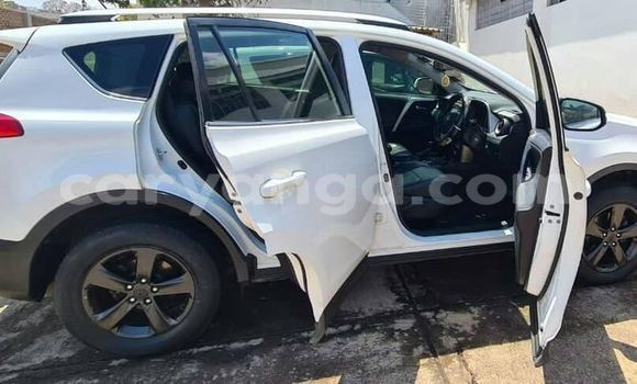 Buy Used Toyota RAV4 White Car in Blantyre in Malawi Buy Used Toyota RAV4 White Car in Blantyre in Malawi