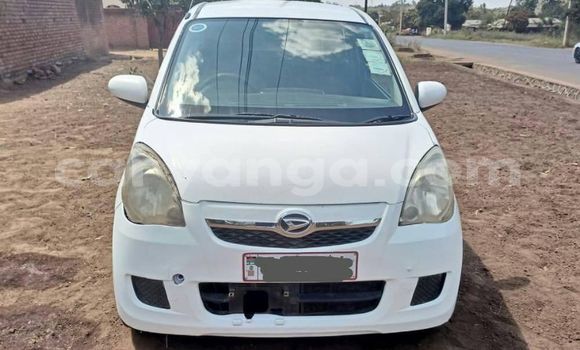 Buy Used Daihatsu Mira White Car in Blantyre in Malawi Buy Used Daihatsu Mira White Car in Blantyre in Malawi