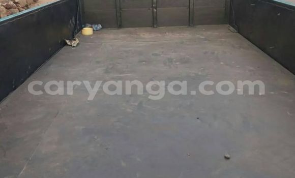 Buy Used Toyota Dyna Green Car in Blantyre in Malawi Buy Used Toyota Dyna Green Car in Blantyre in Malawi