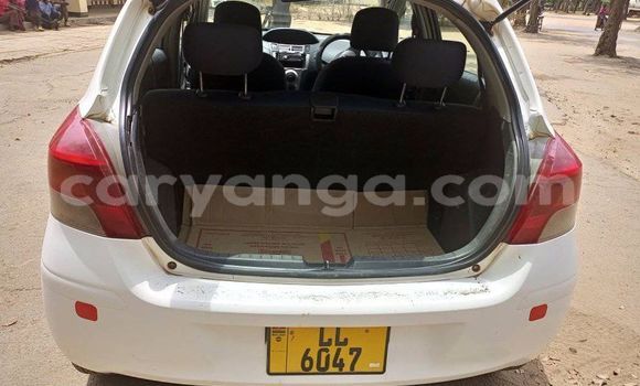 Buy Used Toyota Vitz White Car in Blantyre in Malawi Buy Used Toyota Vitz White Car in Blantyre in Malawi