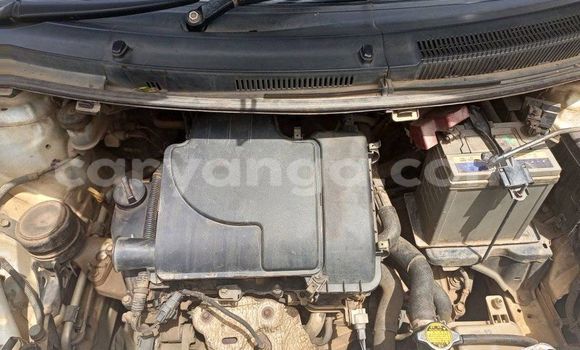 Buy Used Toyota Vitz White Car in Blantyre in Malawi Buy Used Toyota Vitz White Car in Blantyre in Malawi