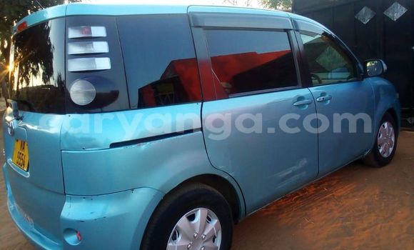 Buy Used Toyota Sienta Blue Car in Blantyre in Malawi Buy Used Toyota Sienta Blue Car in Blantyre in Malawi