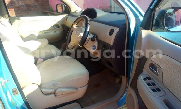 Buy Used Toyota Sienta Blue Car in Blantyre in Malawi Buy Used Toyota Sienta Blue Car in Blantyre in Malawi
