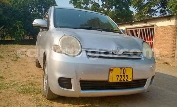Buy Used Toyota Sienta Silver Car in Blantyre in Malawi Buy Used Toyota Sienta Silver Car in Blantyre in Malawi