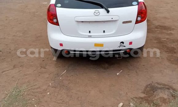 Nunua Ilio tumika Mazda Verisa White Gari ndani ya Blantyre nchini Malawi Nunua Ilio tumika Mazda Verisa White Gari ndani ya Blantyre nchini Malawi