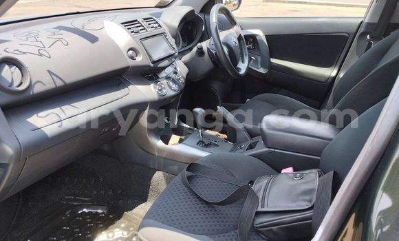 Acheter Occasion Voiture Toyota Vanguard Vert à Blantyre, Malawi Acheter Occasion Voiture Toyota Vanguard Vert à Blantyre, Malawi